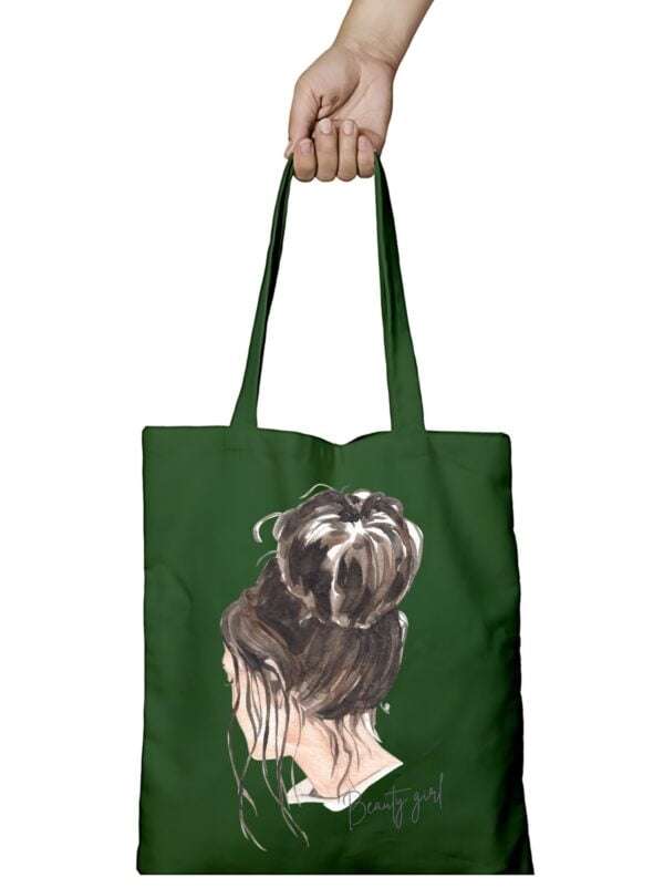 Woman in Vogue: Stylish Women's Tote Collection